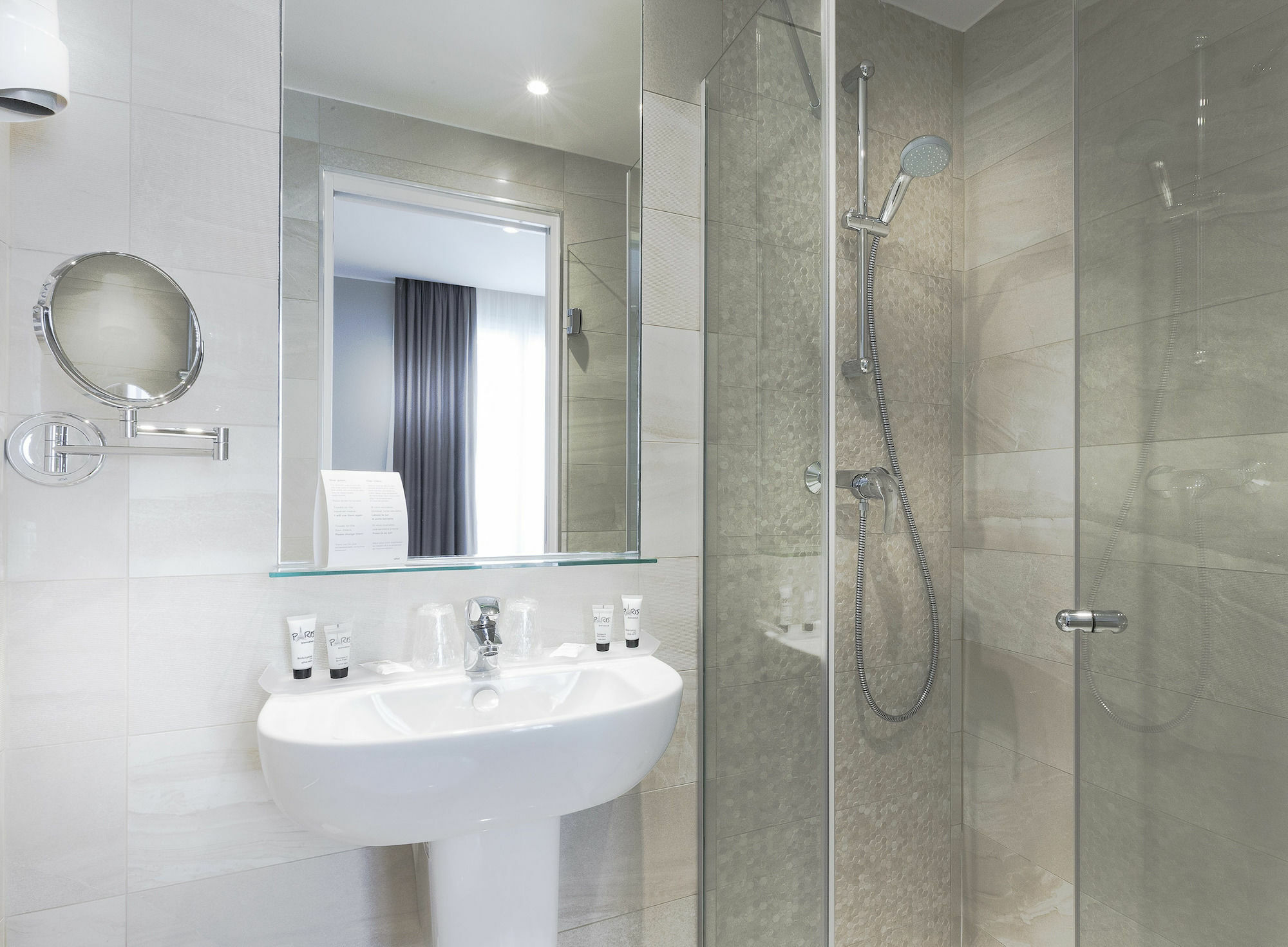 Hotel International Paris Bagian luar foto